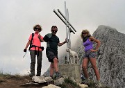 62 Alla croce della Bocchetta di Corna Piana (2078 m)